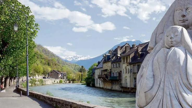 Saint-Béat, ciudad del mármol — Luchon